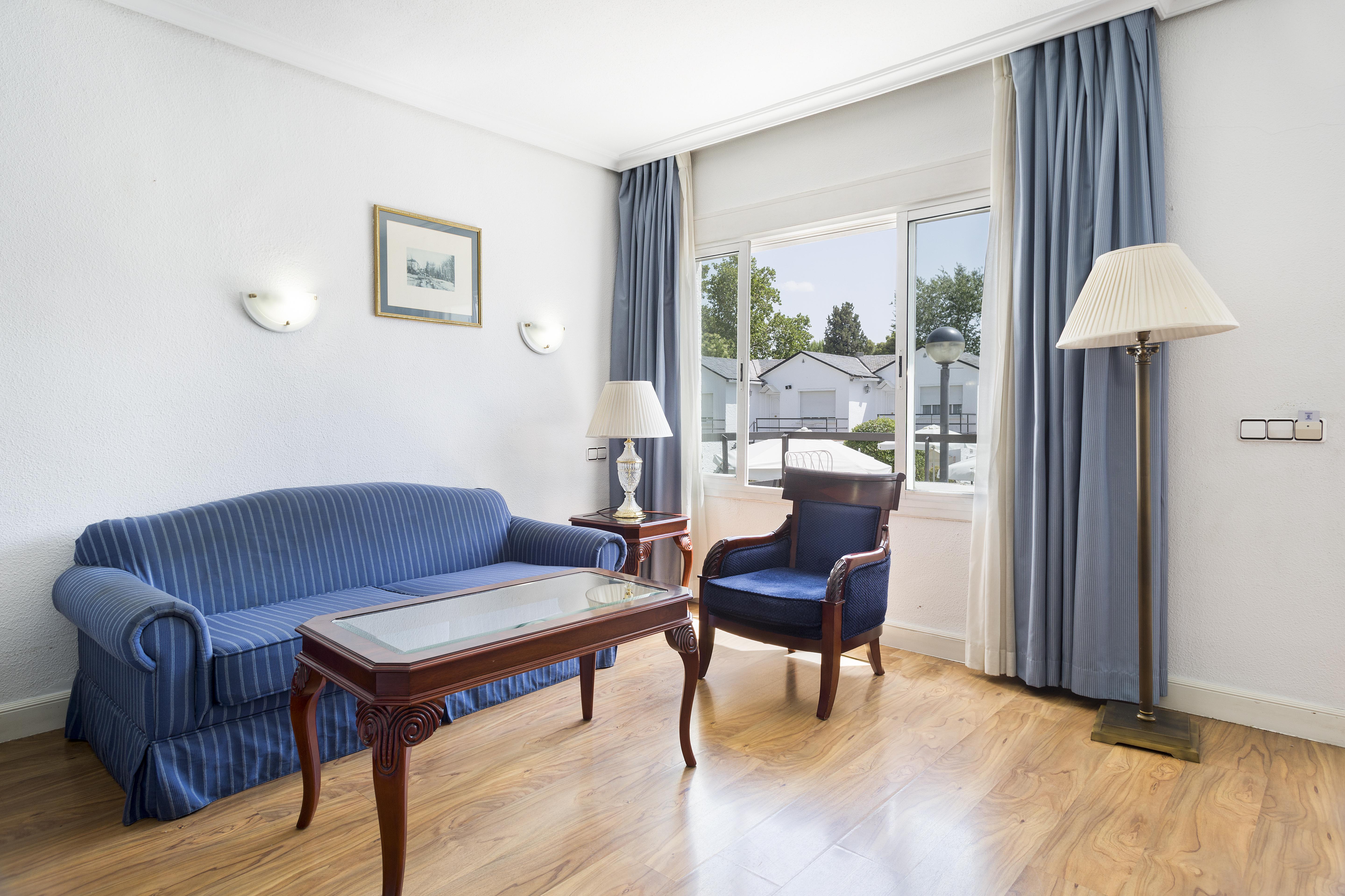 Hotel Best Osuna — Photos 2